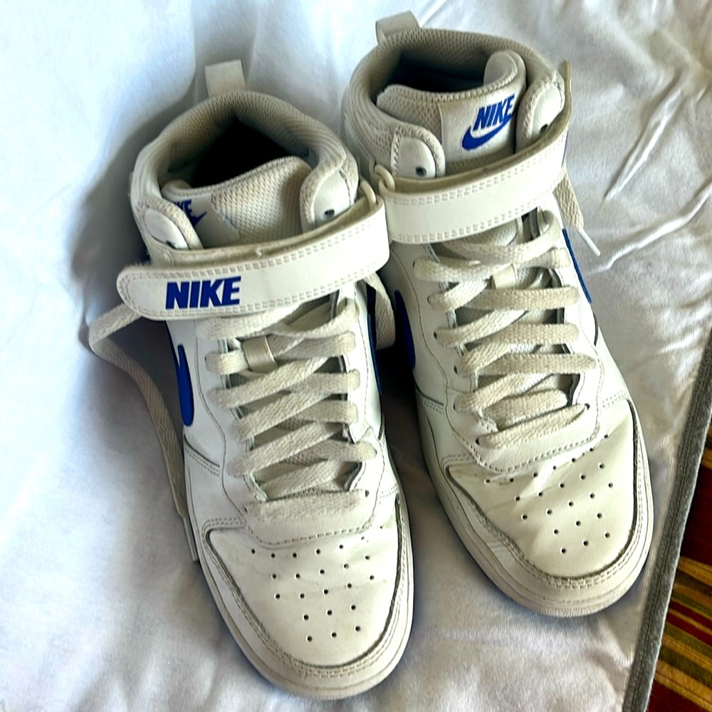 Nike Court Borough Mid 2 - blue/white size 5Y